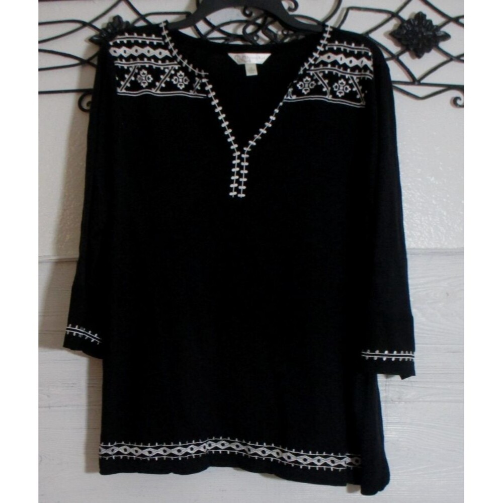 Krazy Kat Women's Top Size 1X 3/4 Sleeve Black V Nack